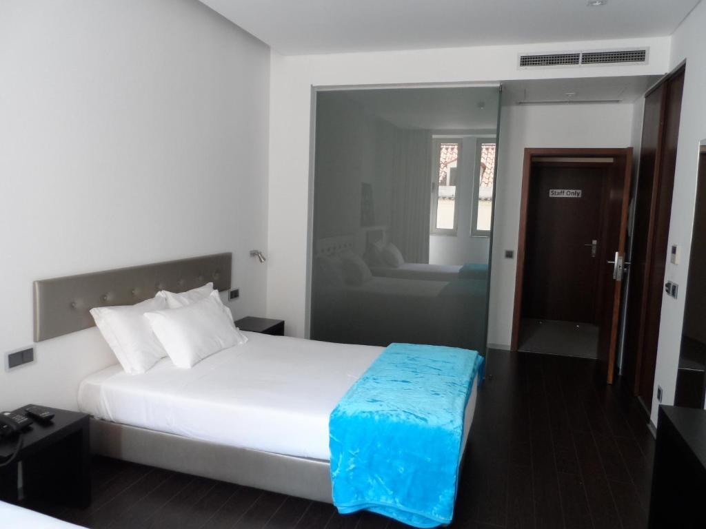 Lazza Hotel Фигейра да Фош Стая снимка