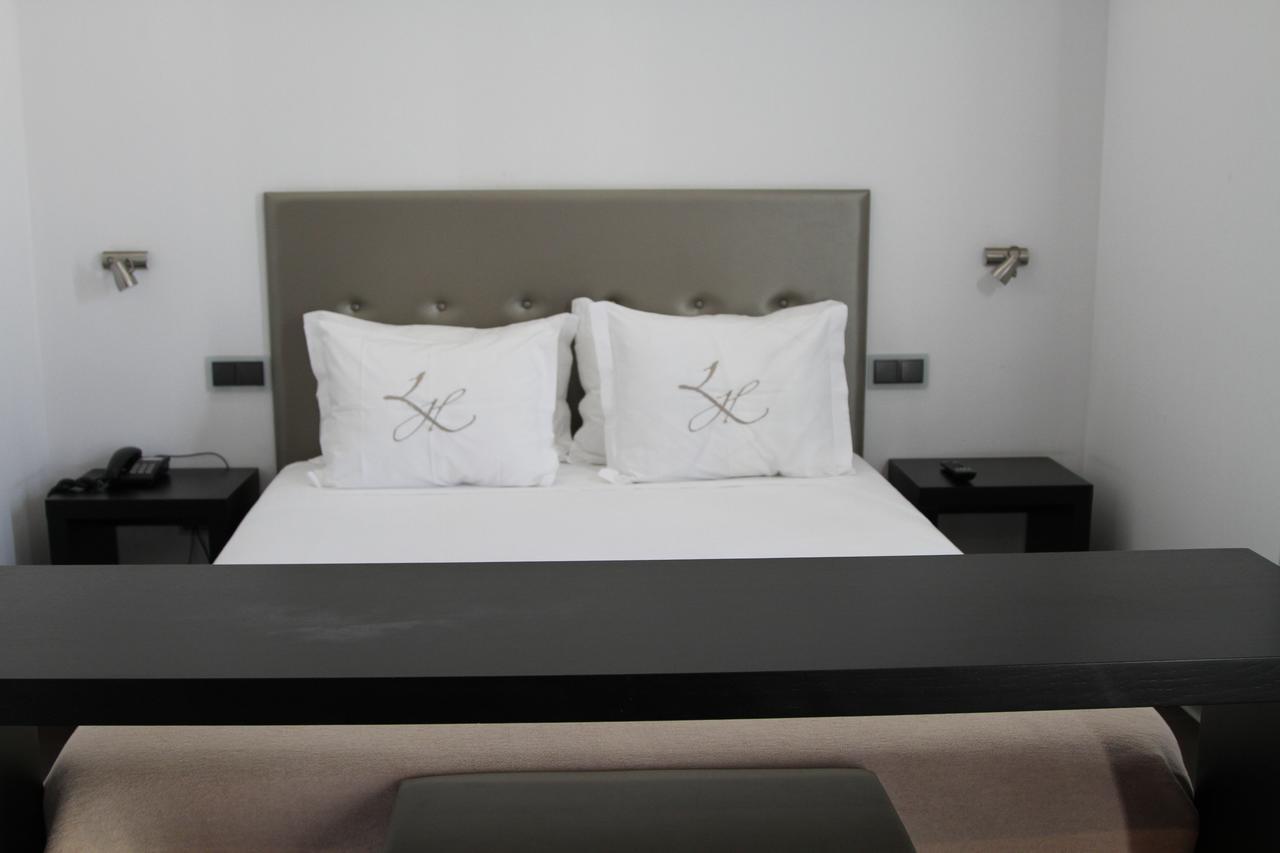 Lazza Hotel Фигейра да Фош Екстериор снимка